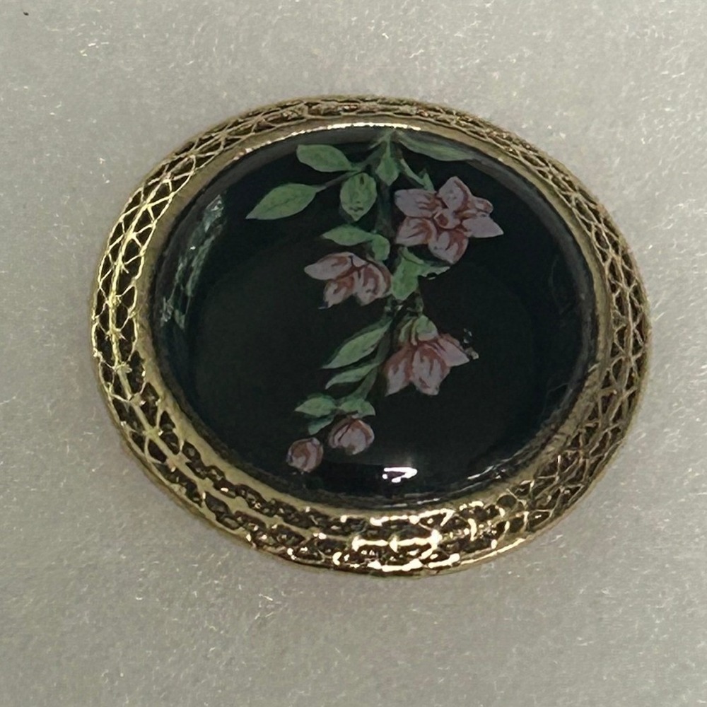 1928 Jewelry Co Gold Tone Black Enamel Pink Floral Round Filigree Brooch Pin#703
